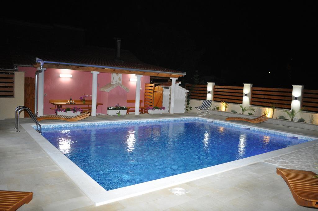 ביוגראד נה מורו Apartmani Galeb מראה חיצוני תמונה