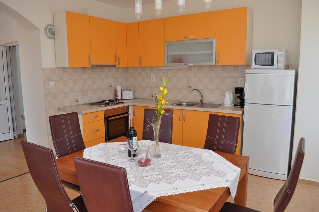 ביוגראד נה מורו Apartmani Galeb מראה חיצוני תמונה